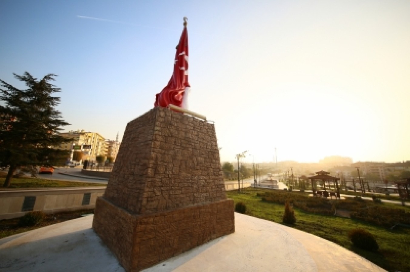 FOTOĞRAFLARLA KEÇİÖREN