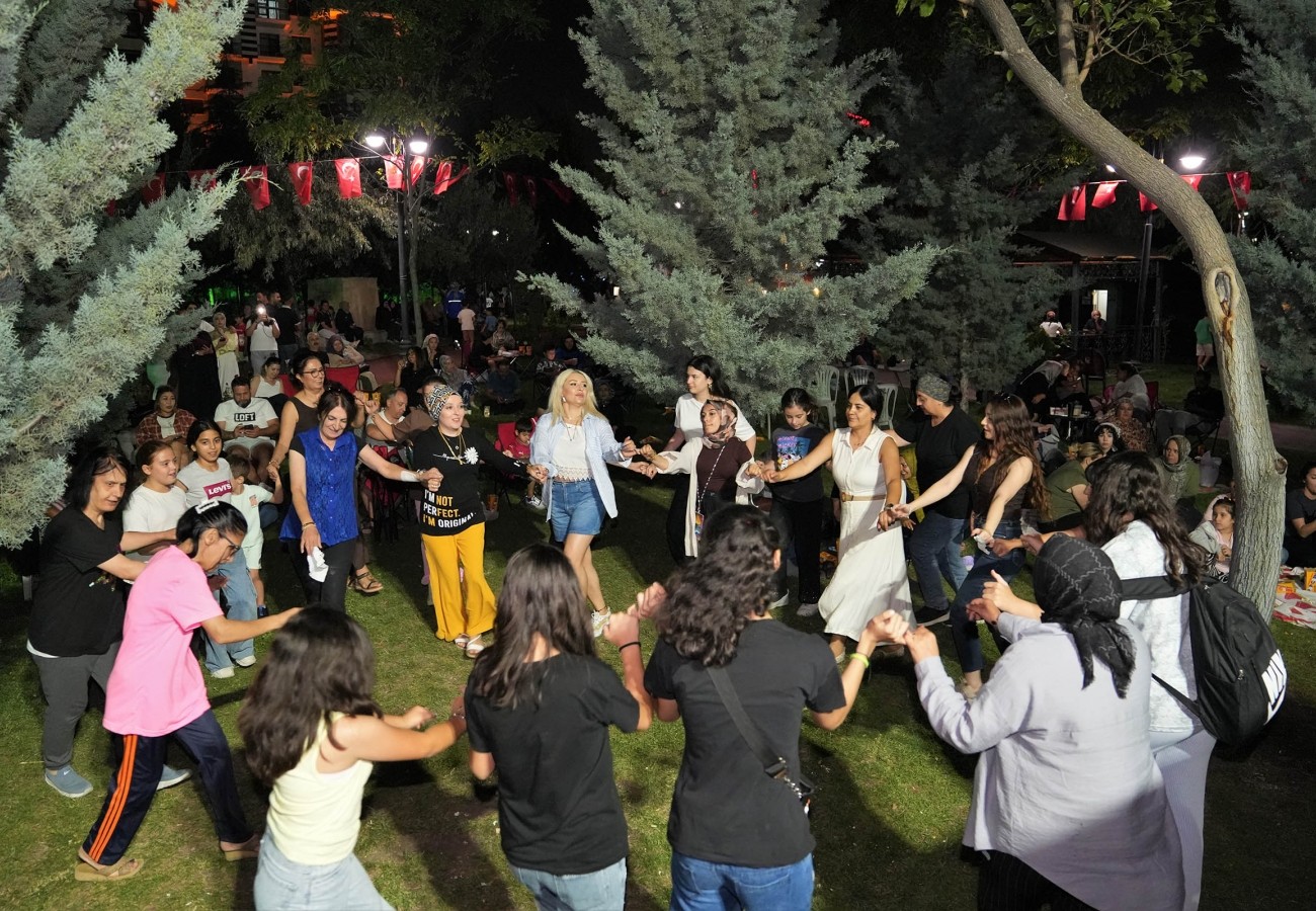 Keçiören parklarında kültür-sanat coşkusu devam ediyor